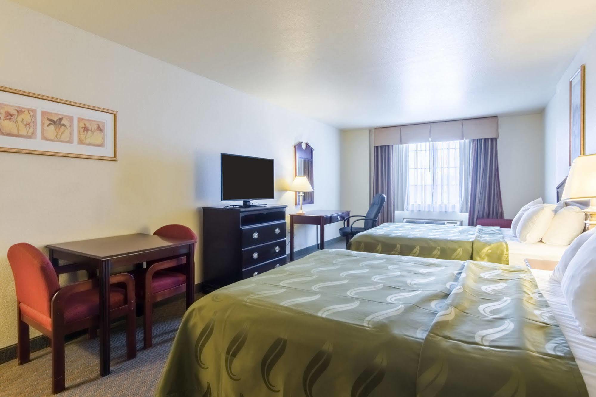 Quality Inn & Suites Of Alma - Northeast From Fort Smith Kültér fotó